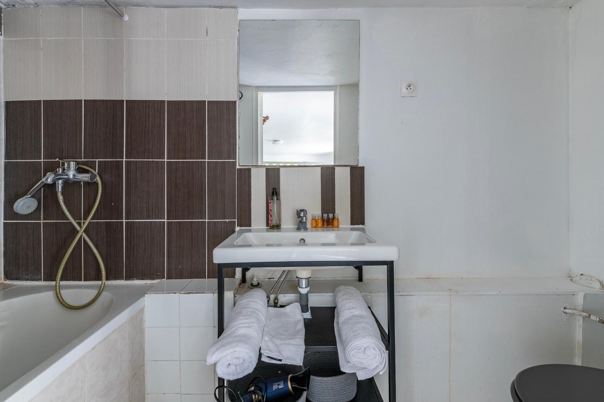 Appartement Cosy - Proche Disneyland - Paris - Rer Noisy-le-Grand ภายนอก รูปภาพ