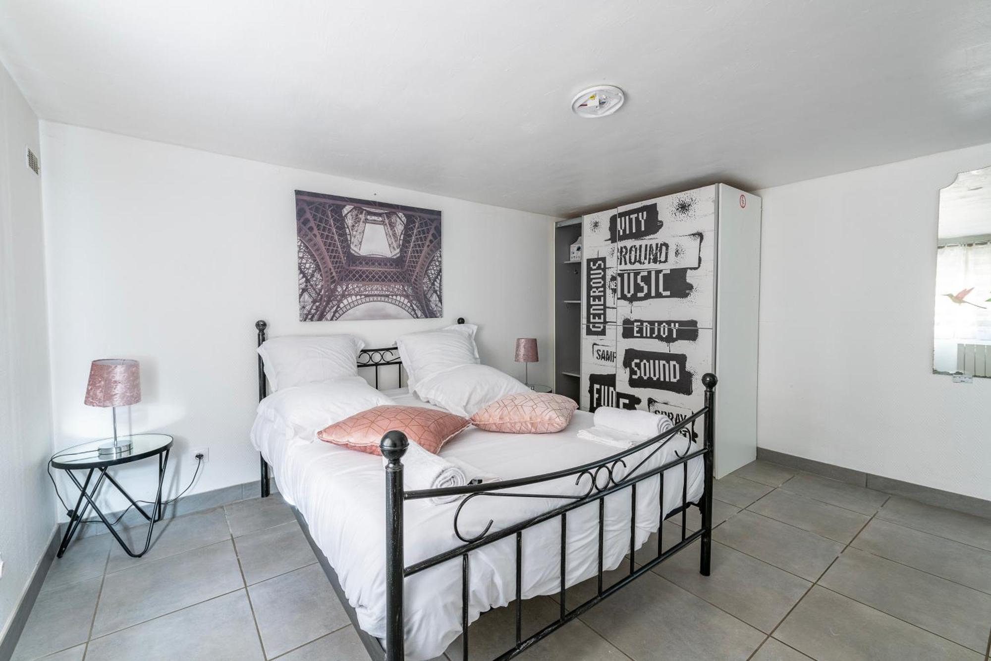 Appartement Cosy - Proche Disneyland - Paris - Rer Noisy-le-Grand ภายนอก รูปภาพ